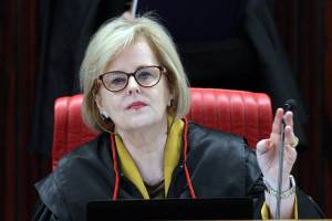 TSE julga registro de candidatura de Lula – Ministra Rosa Weber