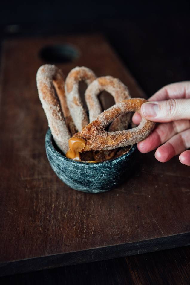 Uma das sobremesas do restaurante Cortés, no Rio, para o Menu Comer & Beber é uma porção de churos Uma das sobremesas do restaurante Cortés, no Rio, para o Menu Comer & Beber é uma porção de churos