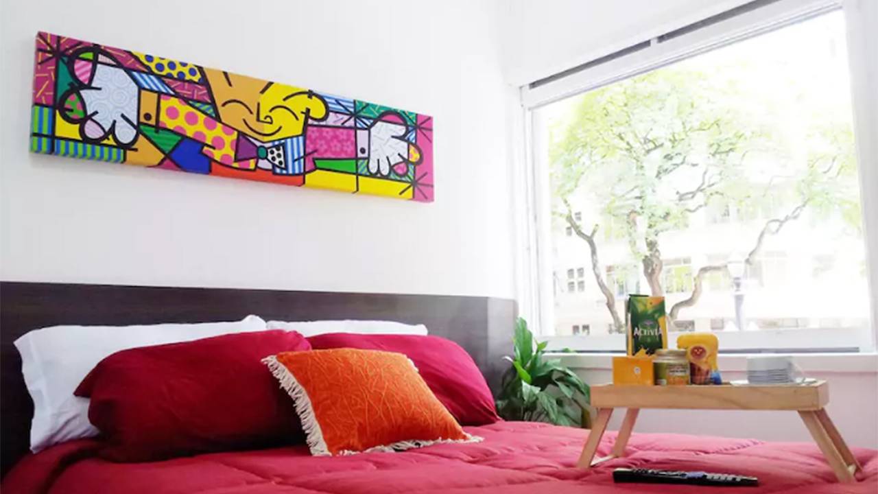 Apartamento com um ótimo custo benefício para quem deseja visitar a capital paulista. Localizado na região central, você estará a apenas 5 minutos do metrô e muito próximo da Av. Paulista. Se a localização e conforto estão na lista de prioridades na hora de escolher um imóvel, esse irá te atender perfeitamente.