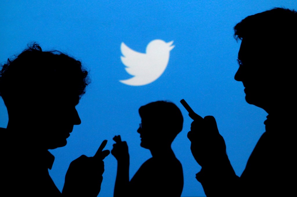 Twitter está a tentar diminuir as publicações com vocabulário ofensivo
