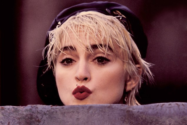 Madonna durante as filmagens do longa 'Quem É essa Garota', em 1987