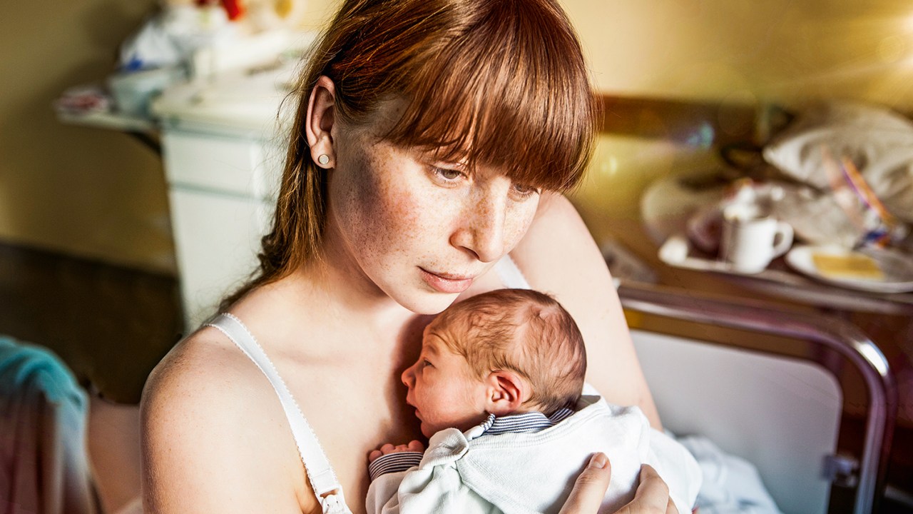Diagnóstico precoce - A mãe e o recém-nascido: a disfunção pode ter começo ainda durante a gravidez