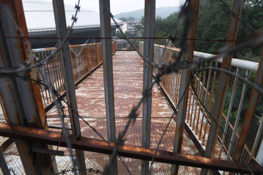 Pista de BMX utilizada durante os Jogos Olímpicos de Pequim, em 2008, está enferrujada e abandonada - 18/07/2018