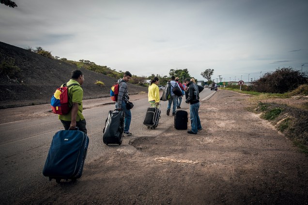 O Brasil está recebendo mais de 70 mil venezuelanos pela fronteira seca em Roraima - 07/03/2018
