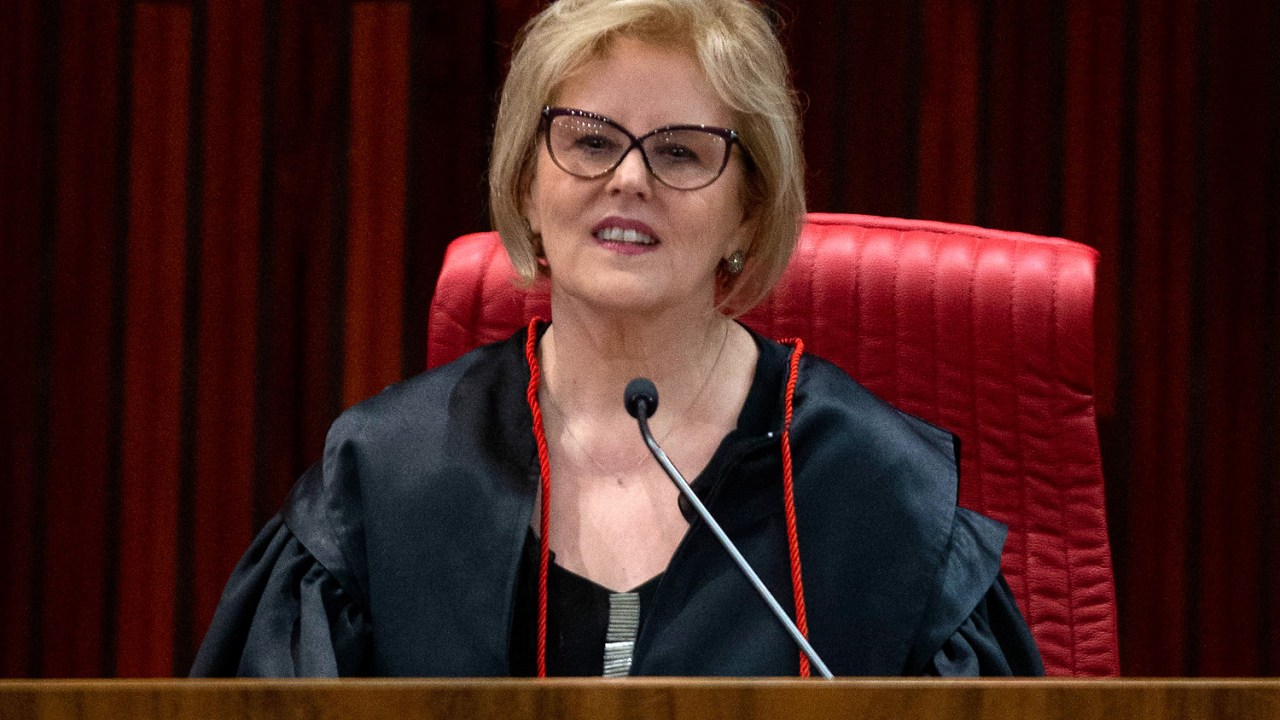 A ministra Rosa Weber assume a presidência do Tribunal Superior Eleitoral (TSE), em solenidade realizada em Brasília - 14/8/2018