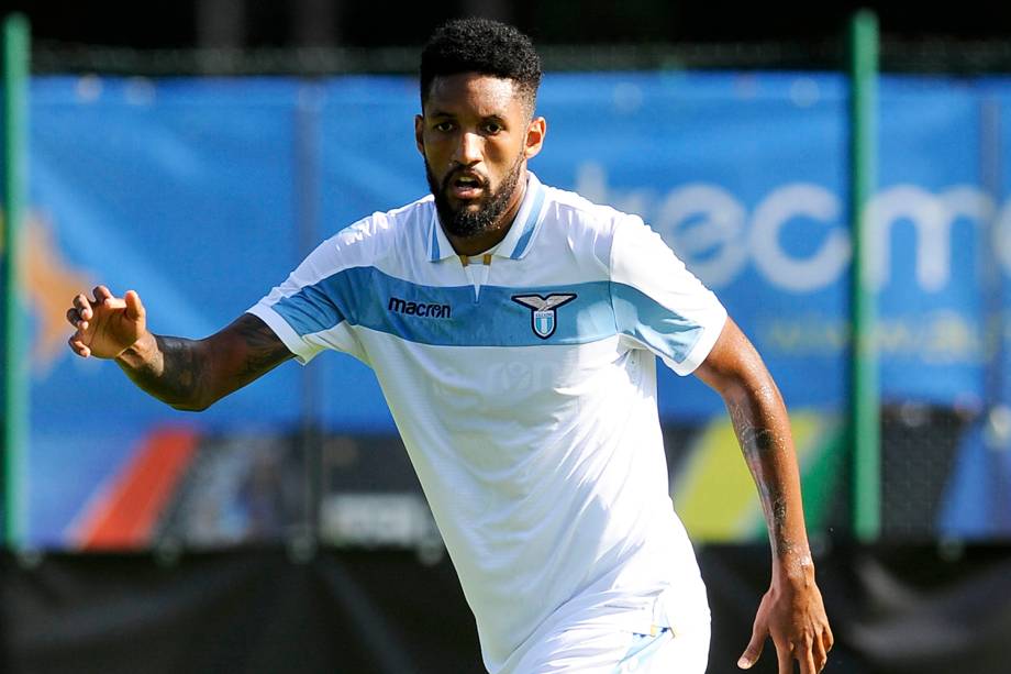 O jogador Wallace, da Lazio, durante amistoso contra o Triestina - 25/07/2018