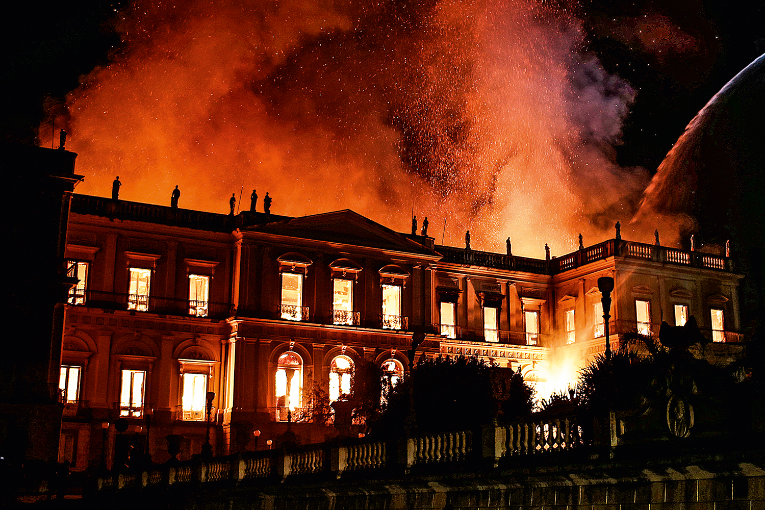 Incêndio no Museu Nacional começou no ar-condicionado, aponta laudo | VEJA