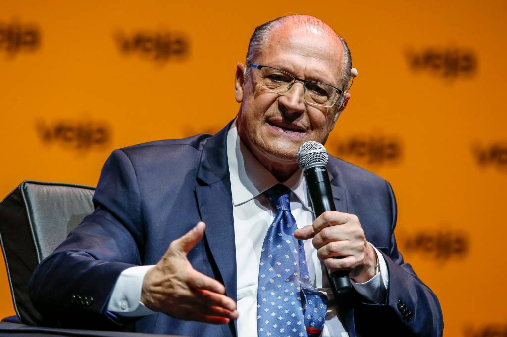 Alckmin espera ‘última onda’ contra o PT para sobreviver na eleição