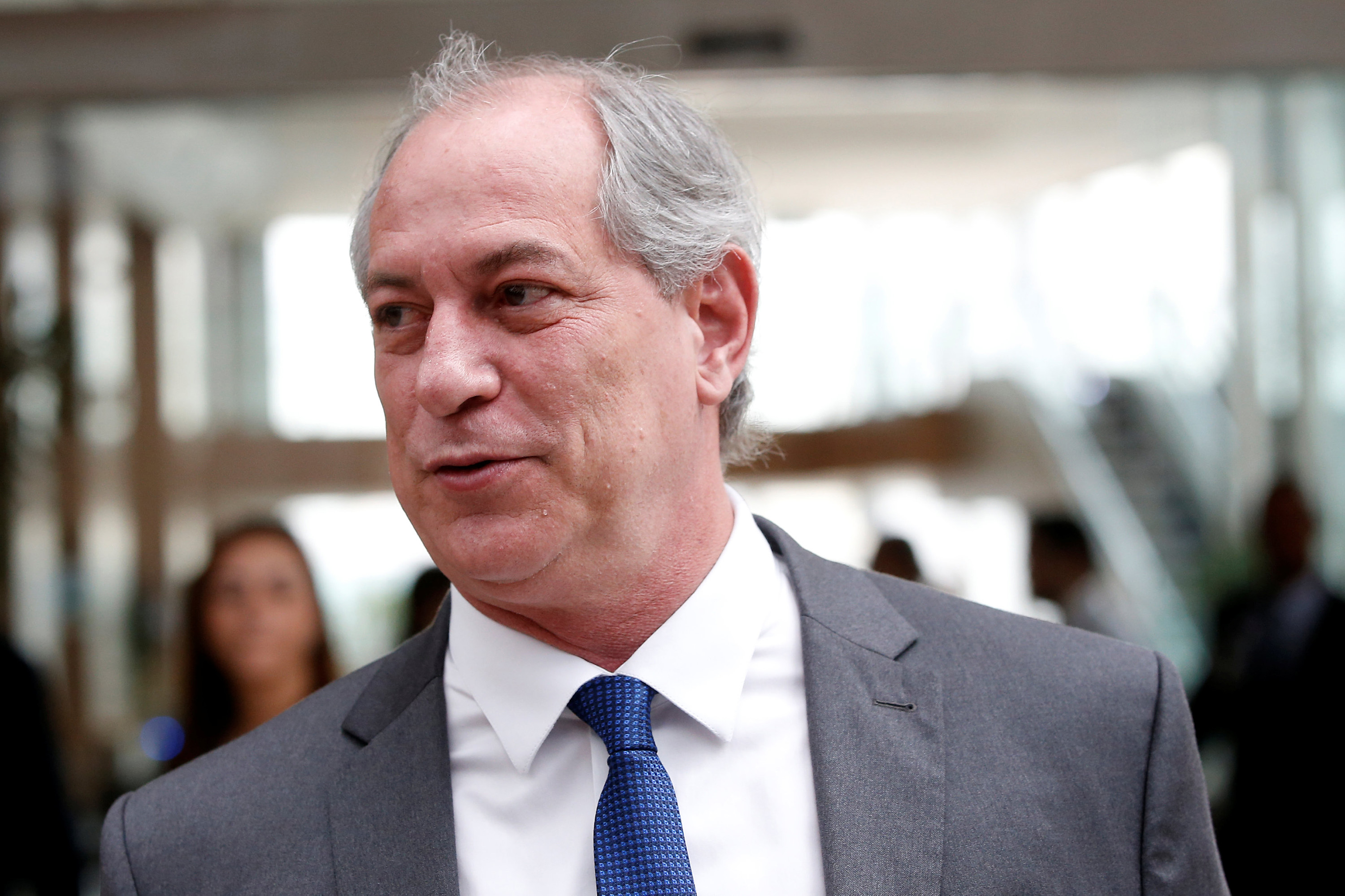 Ciro diz que prefere enfrentar Haddad e n o Bolsonaro no 2