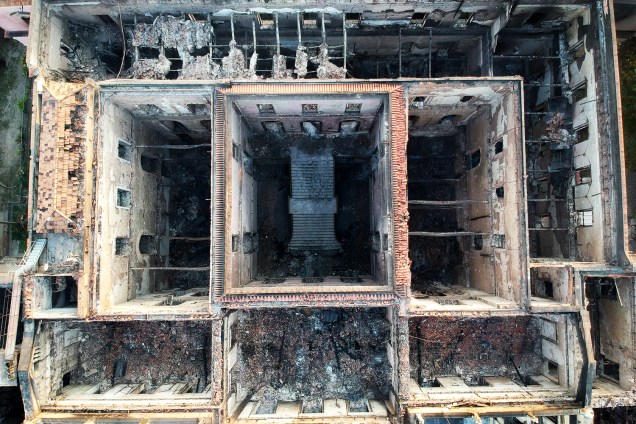 Imagem registrada por drone mostra destruição causada por incêndio no Museu Nacional, localizado no Rio de Janeiro (RJ) - 03/09/2018