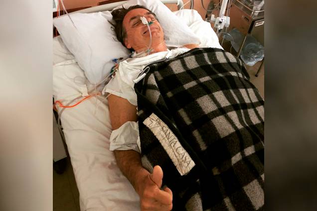 Jair Bolsonaro (PSL), candidato à Presidência da República, está hospitalizado na UTI da Santa Casa de Juiz de Fora (MG), após ser esfaqueado - 06/09/2018 Jair Bolsonaro (PSL), candidato à Presidência da República, está hospitalizado na UTI da Santa Casa de Juiz de Fora (MG), após ser esfaqueado - 06/09/2018