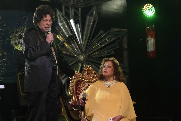 Cauby Peixoto na homenagem à cantora Ângela Maria, em comemoração ao seu aniversário de 84 anos e também 60 de carreira, em festa realizada no Clube Piratininga em São Paulo - 13/05/2013