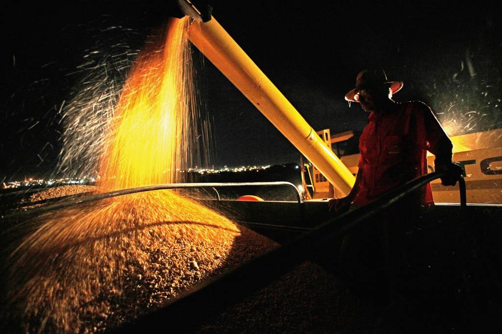 Governo prevê US$ 100 bi em exportações do agronegócio em 2018