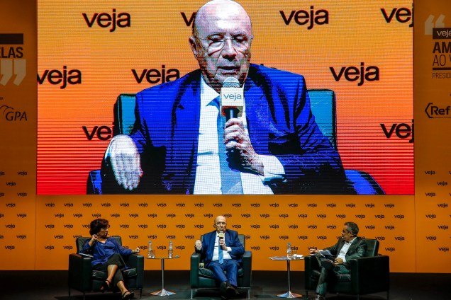 <span>O presidenciável afirmou haver uma preocupação “muito grande” com a polarização entre dois extremos representados pelas candidaturas de Jair Bolsonaro (PSL) e Fernando Haddad (PT)</span>