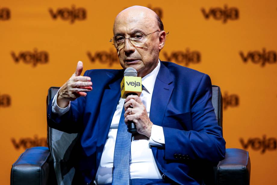 Meirelles<span> criticou a proposta de seu adversário, Ciro Gomes (PDT), de promover a retirada de 63 milhões de brasileiros do SPC (Serviço de Proteção ao Crédito) e disse que isso poderia ter um efeito negativo para o país</span> Meirelles<span> criticou a proposta de seu adversário, Ciro Gomes (PDT), de promover a retirada de 63 milhões de brasileiros do SPC (Serviço de Proteção ao Crédito) e disse que isso poderia ter um efeito negativo para o país</span>