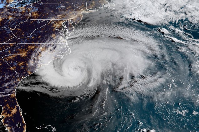 Câmera de satélite mostra o avanço do furacão Florence sobre a costa leste dos Estados Unidos - 13/09/2018