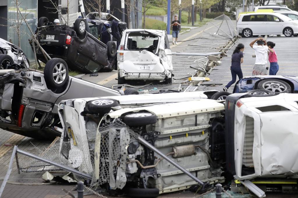 Tufao Mais Forte Em 25 Anos Atinge O Japao E Deixa Ao Menos 6 Mortos Veja