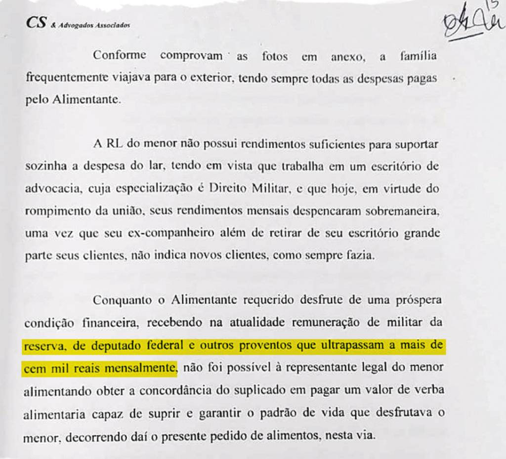 RENDA NÃO DECLARADA - Ana Cristina anexou ao processo os holerites de Bolsonaro e relatou que o casal tinha uma renda de “mais de 100 000 reais” — em valores de hoje equivalentes a 183 000 reais. Na época, os proventos como deputado e militar da reserva, suas únicas fontes de renda conhecidas, totalizavam 35 300 reais mensais