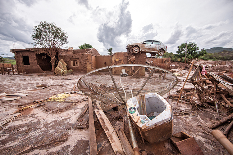A paisagem enlameada em Mariana, depois do desastre ecológico: ninguém foi condenado