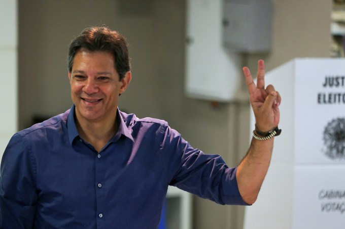 Fernando Haddad vota em São Paulo