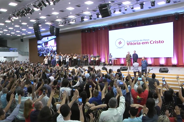 Um passo assustador na mistura entre política e religião