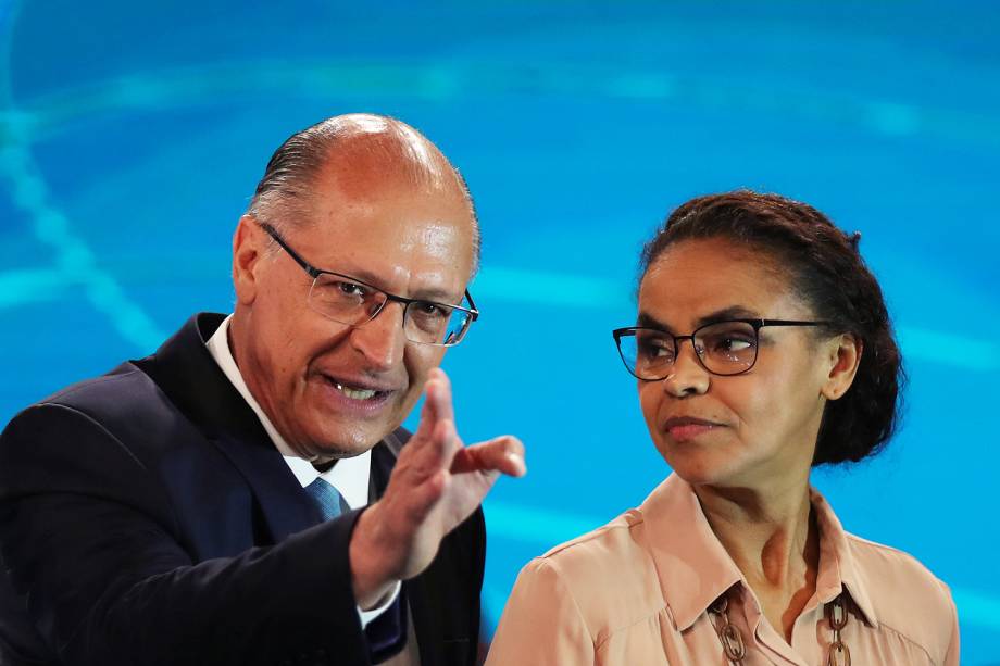 Geraldo Alckmin (PSDB) e Marina Silva (Rede), antes do início de debate entre presidenciáveis realizado pela TV Globo - 04/10/2018 Geraldo Alckmin (PSDB) e Marina Silva (Rede), antes do início de debate entre presidenciáveis realizado pela TV Globo - 04/10/2018