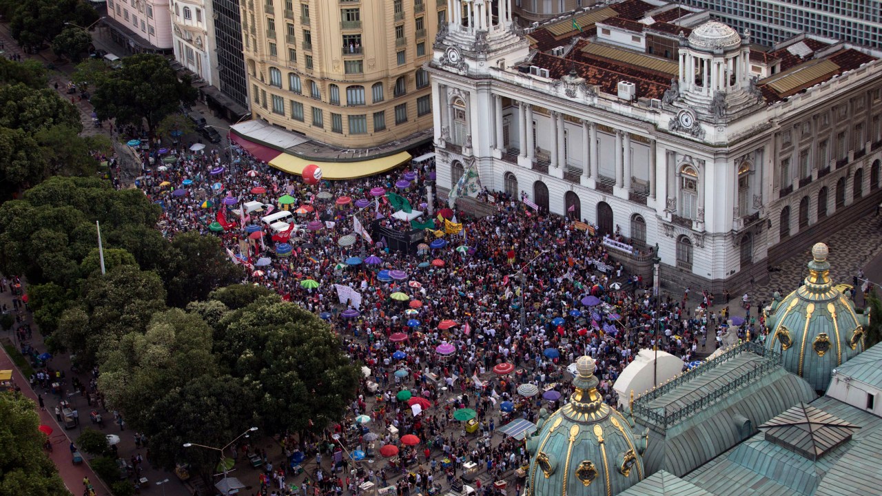 Manifestações contra Jair Bolsonaro, quando ele ainda era candidato à Presidência da República.