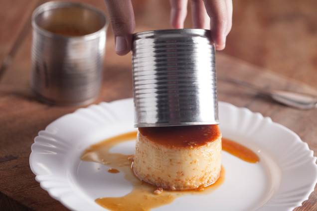 A sobremesa no Caseratto durante o Menu Veja Comer & Beber Goiânia 2018 é o pudim feito na latinha A sobremesa no Caseratto durante o Menu Veja Comer & Beber Goiânia 2018 é o pudim feito na latinha