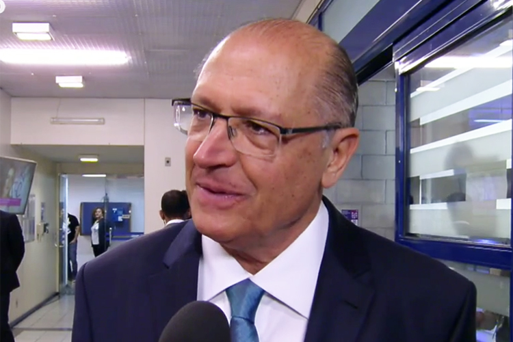 Geraldo Alckmin (PSDB), candidato à Presidência da República, chega aos estúdios da TV Globo para participar de debate presidencial - 04/10/2018 Geraldo Alckmin (PSDB), candidato à Presidência da República, chega aos estúdios da TV Globo para participar de debate presidencial - 04/10/2018