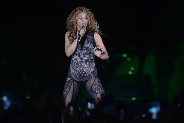 Shakira se apresenta na turnê El Dorado em São Paulo