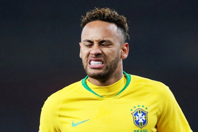 O atacante Neymar, da Seleção Brasileira, durante partida amistosa contra o Uruguai, realizada em Londres - 16/11/2018