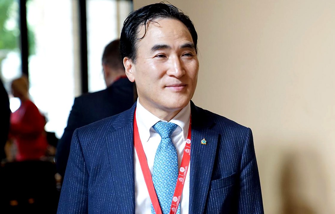 Kim Jong Yang, sul-coreano eleito novo presidente da Interpol