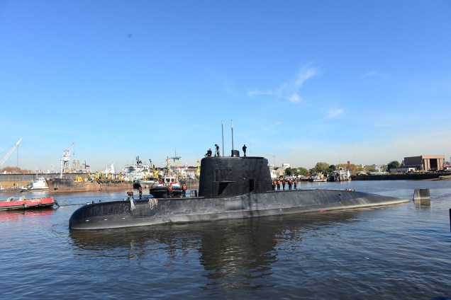 Submarino militar argentino ARA San Juan - 02/06/2014