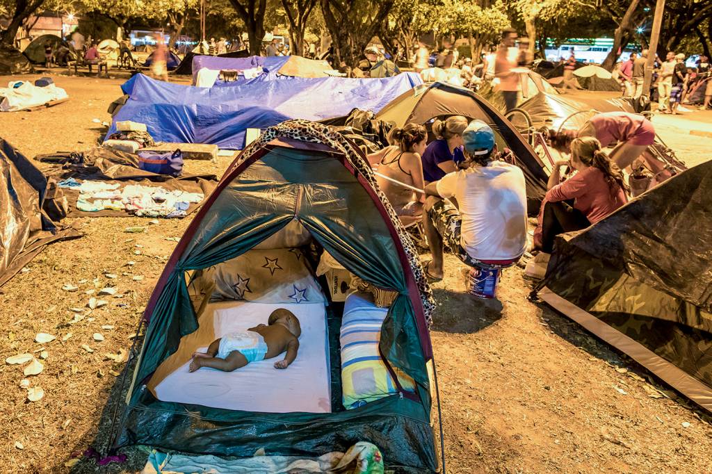 Refugiados venezuelanos em Roraima Refugiados venezuelanos em Roraima