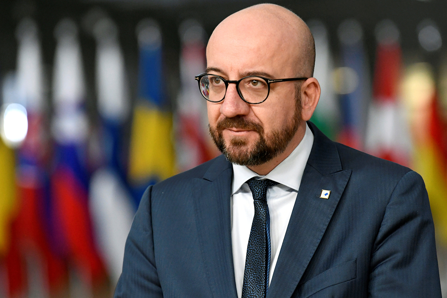 Primeiro-ministro da Bélgica renuncia após polêmica de ...
