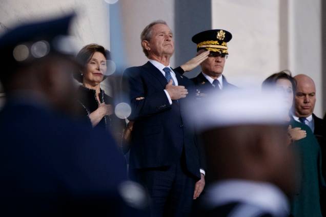 O ex-presidente George W.Bush participa do funeral de seu pai, George H. W. Bush, realizado na rotunda do Capitólio dos Estados Unidos, em Washington - 03/12/2018