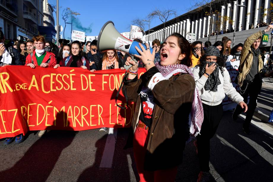 Estudantes protestam contra as reformas da educação do governo em Marselha, sul da França - 05/12/2018