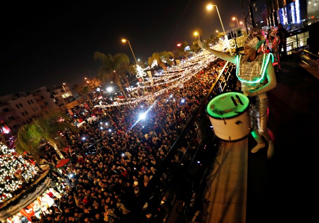 Multidão participa das celebrações de Ano Novo no Cairo , Egito - 01/01/2019