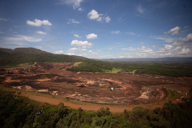 Vista aérea de local destruído por rejeitos após o rompimento da barragem da mina do Feijão em Brumadinho, na região metropolitana de Belo Horizonte, Minas Gerais - 25/01/2019