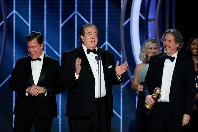 Peter Farrelly, Nick Vallelonga e Brian Currie ganham prêmio na categoria de melhor roteiro por "Green Book'', durante cerimônia do Globo de Ouro - 07/01/2019
