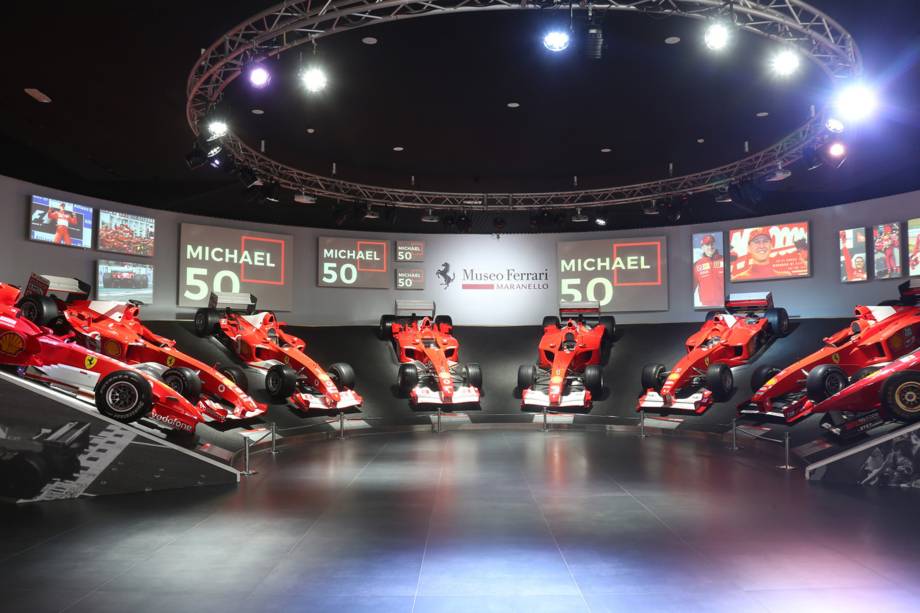 Museu da Ferrari realiza exposição para celebrar os 50 anos de Michael Schumacher em Maranello, na Itália