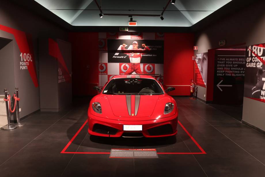 Museu da Ferrari realiza exposição para celebrar os 50 anos de Michael Schumacher em Maranello, na Itália