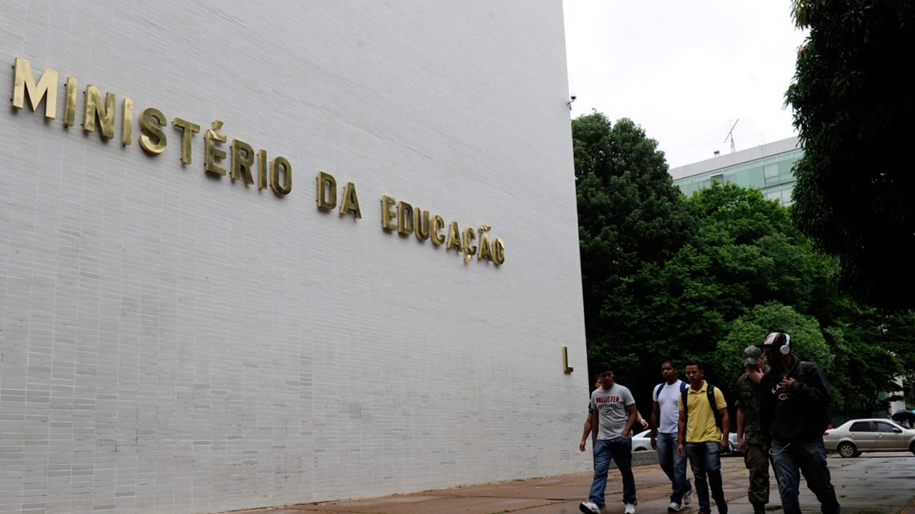 Fachada do Ministério da Educação (MEC), na Esplanada dos Ministérios em Brasília