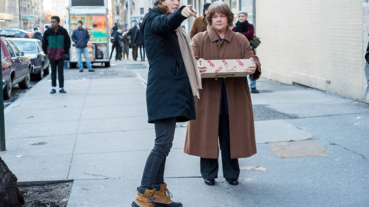 Marielle Heller dirige Melissa McCarthy no filme 'Poderia me Perdoar?'