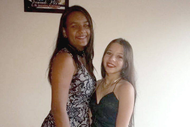Talita e Lays Souza Thalyta e a sobrinha, Lays: uma sobreviveu enquanto a outra continua desaparecida