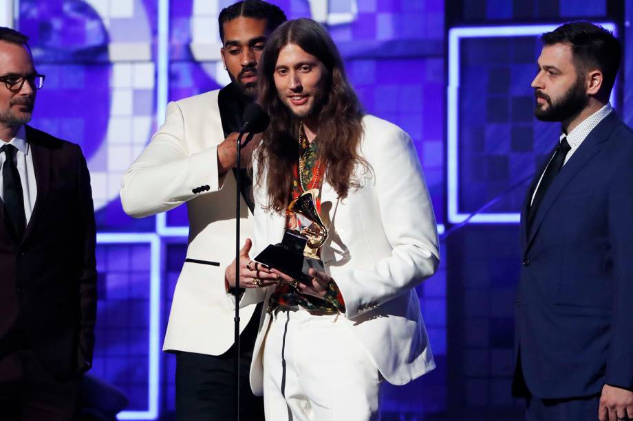 O compositor Ludwig Goransson representa o cantor Childish Gambino ao vencer na categoria 'Gravação do ano', durante cerimônia de premiação do Grammy - 10/02/2019