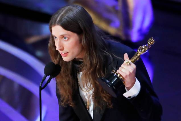 Ludwig Goransson recebe o Oscar de melhor trilha sonora original por 'Pantera Negra', durante cerimônia de premiação realizada em Los Angeles - 24/02/2019