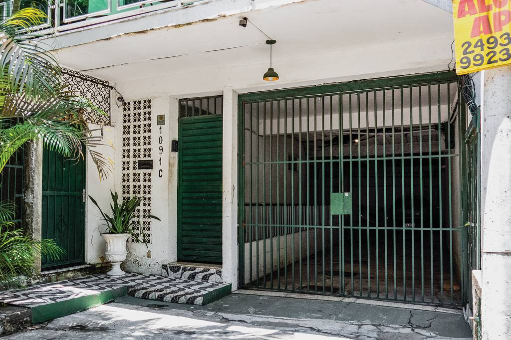 Endereço de Pessoas ligadas ao Flavio Bolsonaro Endereço de Pessoas ligadas ao Flavio Bolsonaro