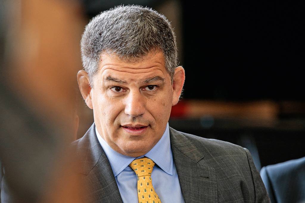 Bebianno vai à Justiça contra Bolsonaro por declaração sobre atentado