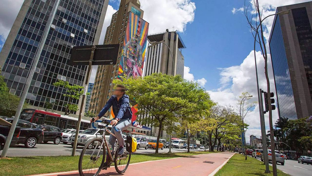 Ciclovia na Avenida Faria Lima: a gestão está sob o TCM